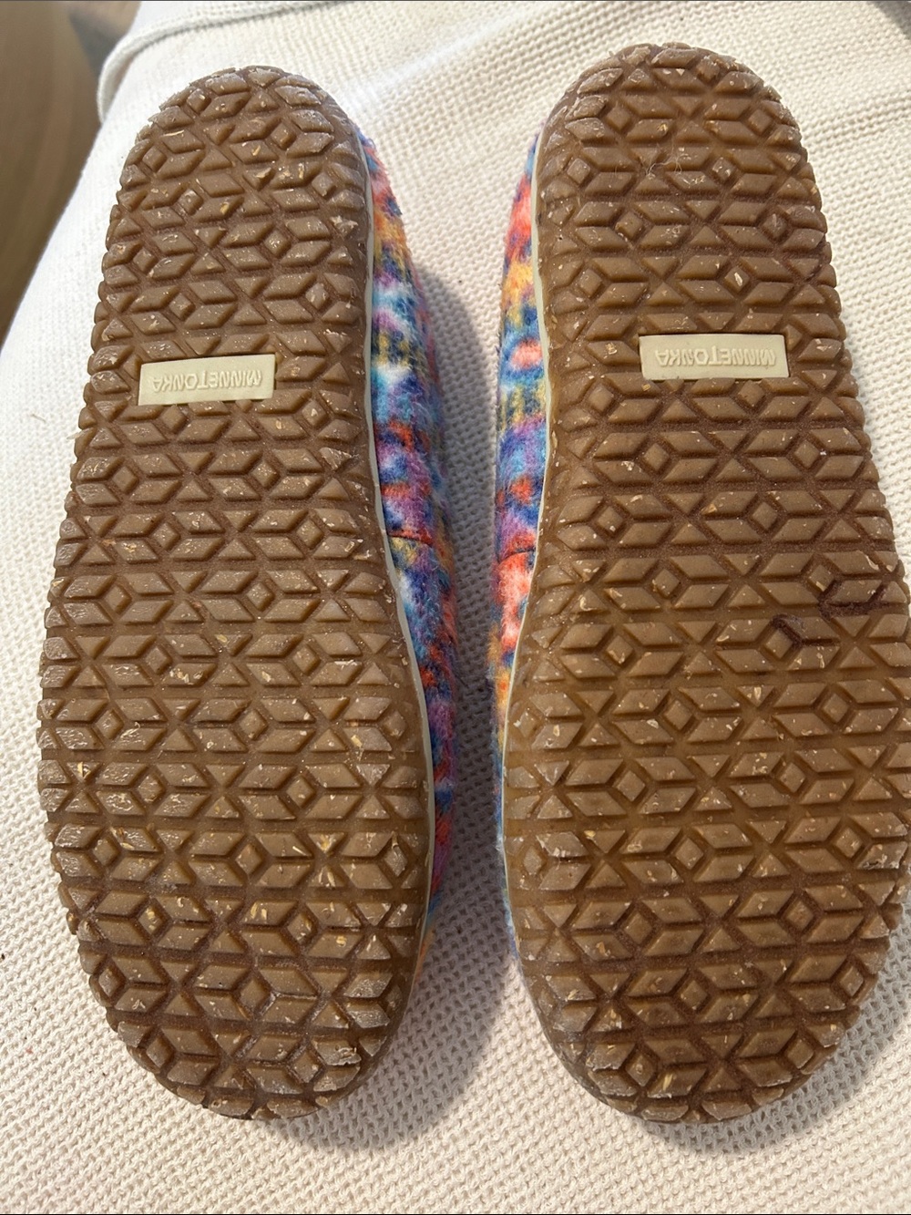 Minnetonka Eco Oak Slippers, Orange Sunset, Size 10, NWOT open package - Picture 8 of 13